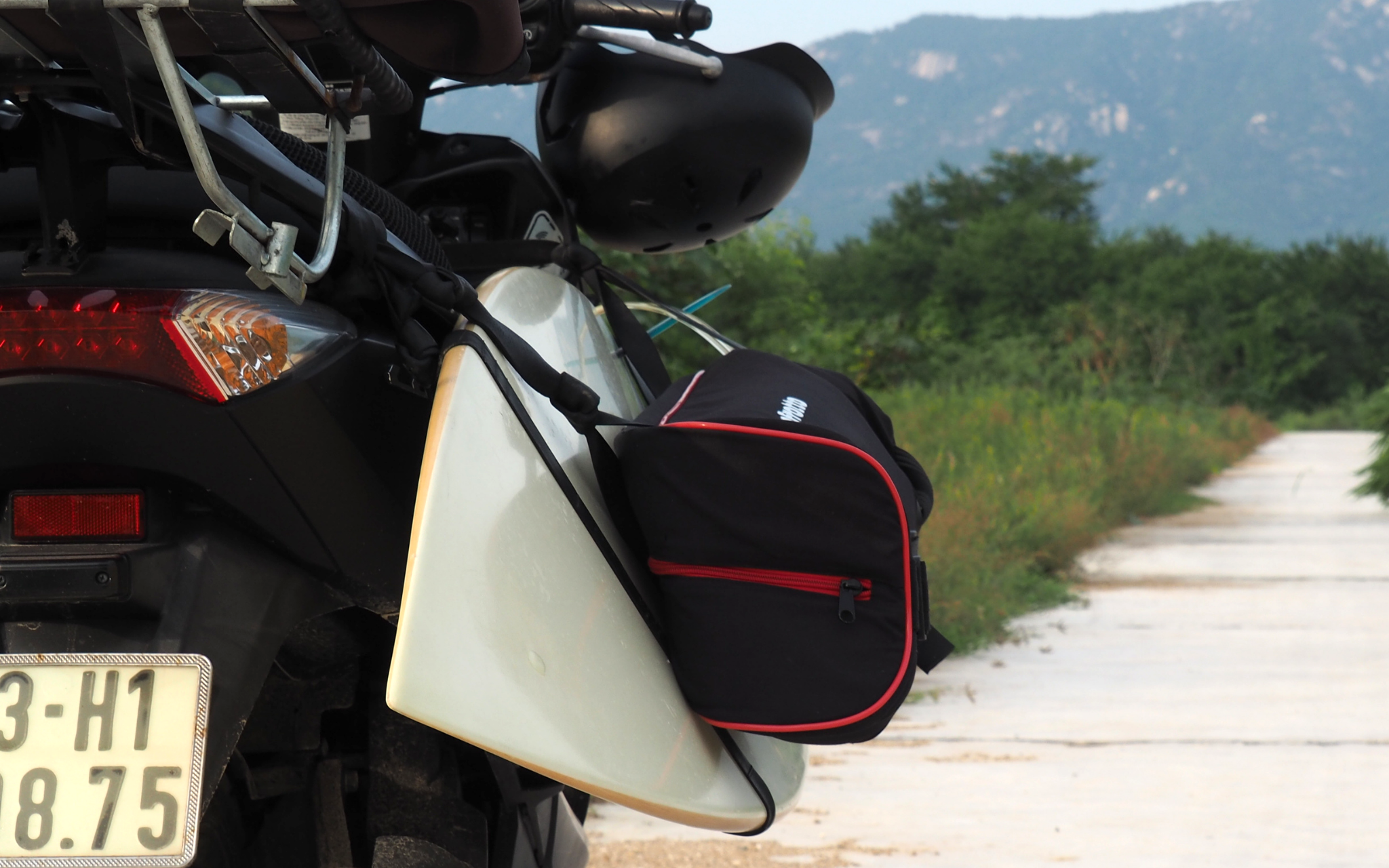 Surfboard Carrier Band for Motorcycles